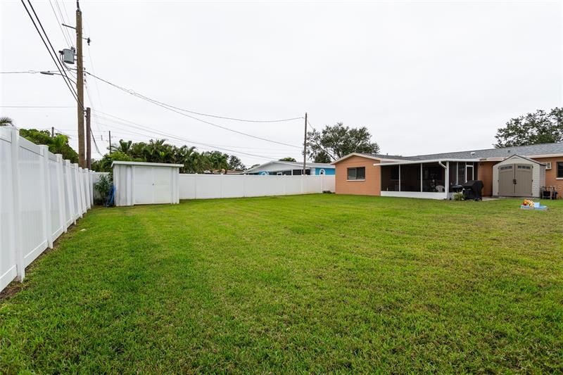 Recently Sold: $425,000 (3 beds, 2 baths, 1169 Square Feet)