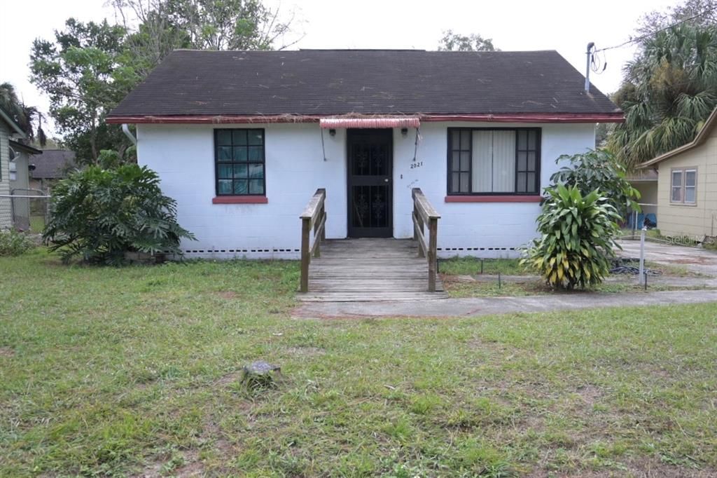 Recently Sold: $150,000 (3 beds, 2 baths, 1400 Square Feet)