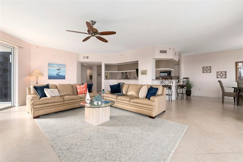 Recently Sold: $857,700 (3 beds, 2 baths, 2349 Square Feet)