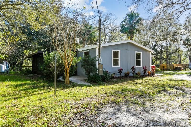 Recently Sold: $162,999 (2 beds, 2 baths, 960 Square Feet)