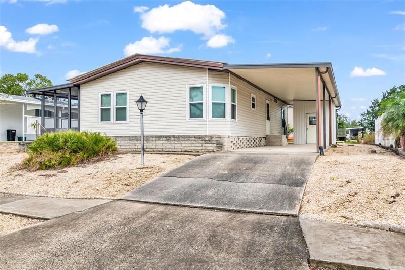 Recently Sold: $160,000 (2 beds, 2 baths, 1054 Square Feet)