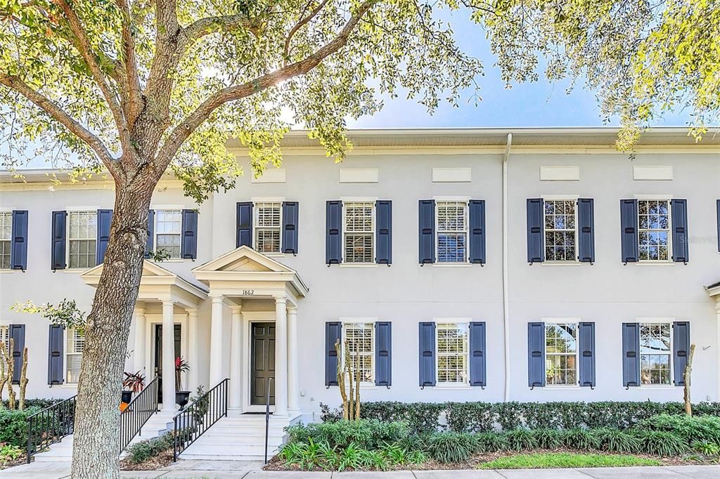 最近售出: $765,000 (3 贝兹, 2 浴室, 2115 平方英尺)