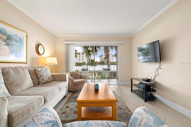 Recently Sold: $675,000 (1 beds, 1 baths, 872 Square Feet)