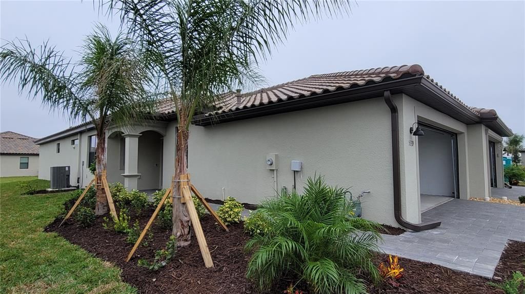Vendido Recientemente: $440,000 (2 camas, 2 baños, 1564 Pies cuadrados)