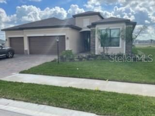 Recently Sold: $430,000 (4 beds, 2 baths, 2251 Square Feet)