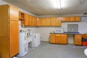 Recently Rented: $2,000 (3 beds, 2 baths, 1439 Square Feet)