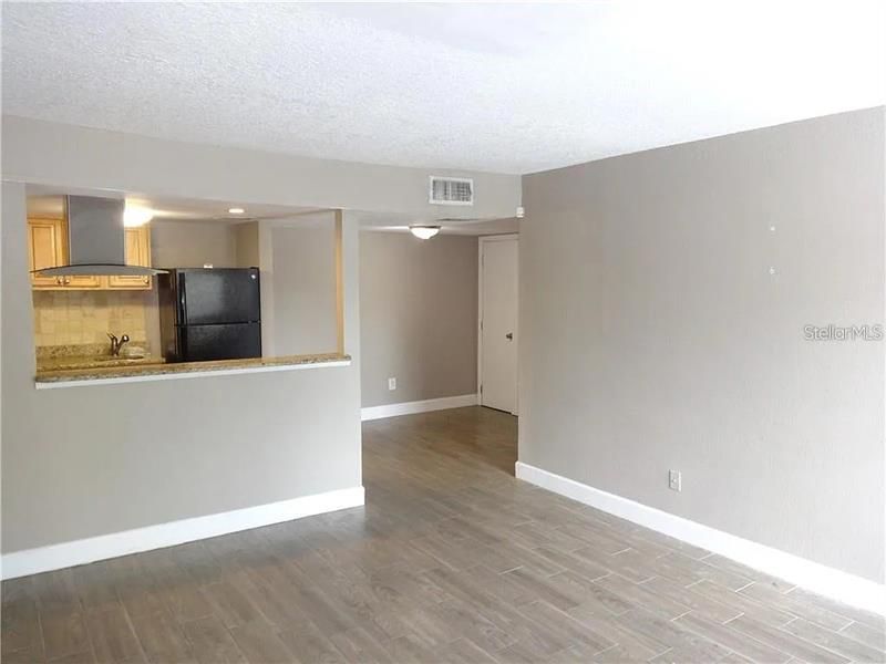 Recently Sold: $110,000 (2 beds, 2 baths, 955 Square Feet)