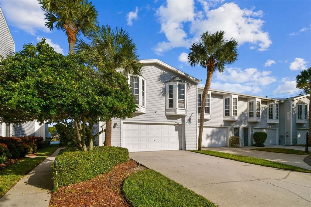 最近售出: $389,000 (3 贝兹, 2 浴室, 1678 平方英尺)