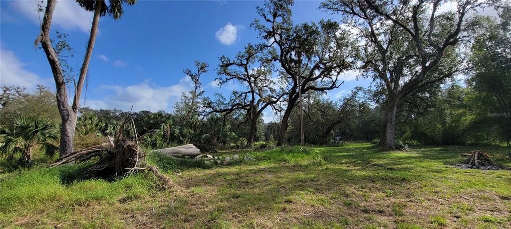 Vendido Recientemente: $125,000 (5.17 acres)