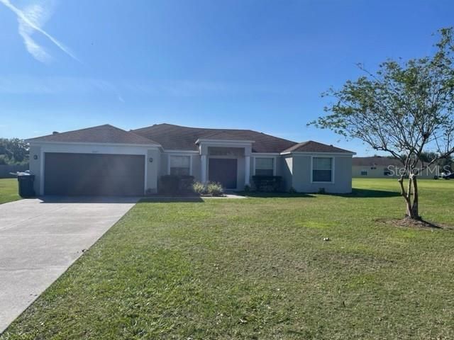 Recently Rented: $2,700 (4 beds, 3 baths, 2467 Square Feet)