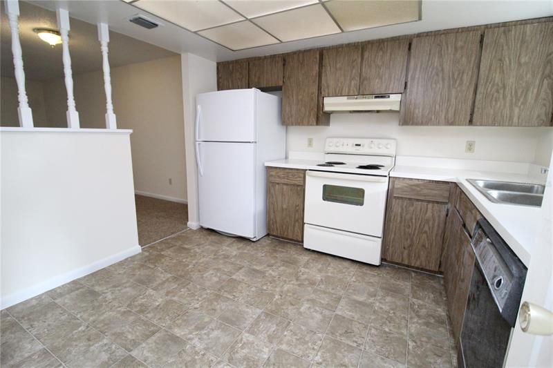 Recently Sold: $125,000 (2 beds, 1 baths, 971 Square Feet)