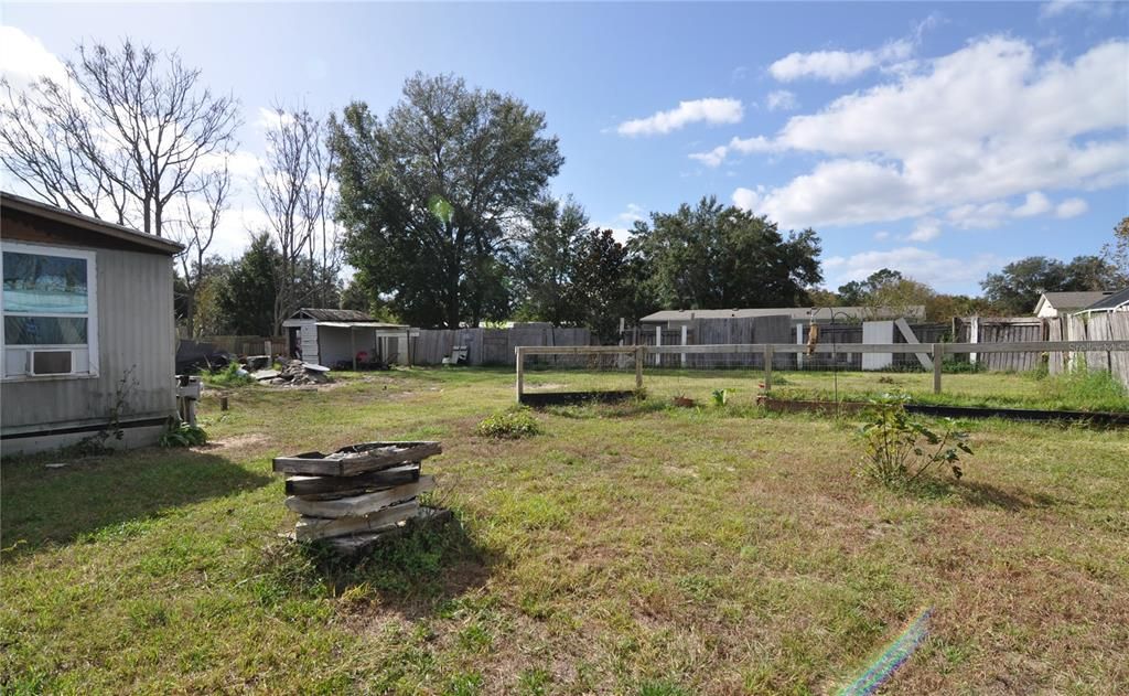 Recently Sold: $75,000 (3 beds, 2 baths, 1128 Square Feet)