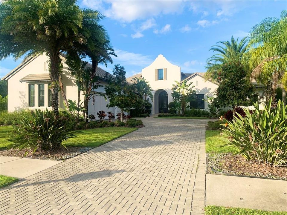 Недавно продано: $2,650,000 (4 спален, 4 ванн, 3849 Квадратных фут)