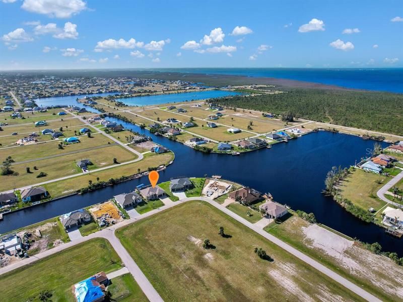 Non-Gated NW Cape Coral Neighborhood