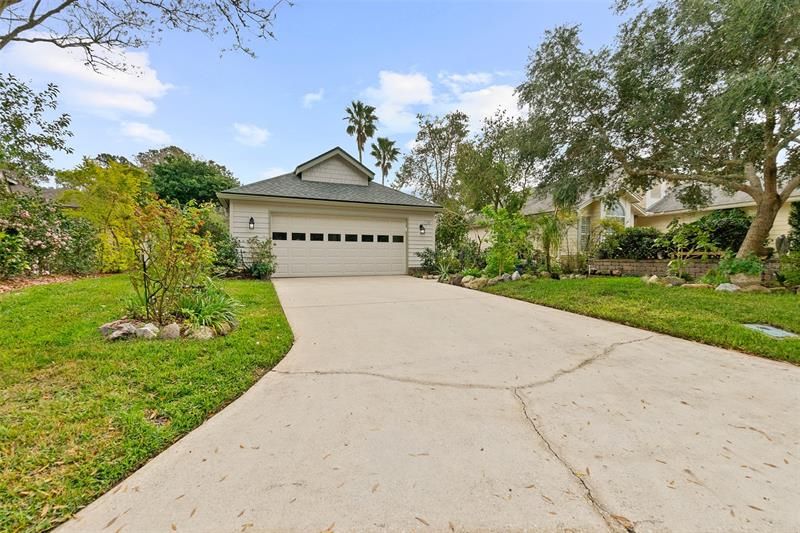 Recently Sold: $619,000 (3 beds, 2 baths, 1601 Square Feet)