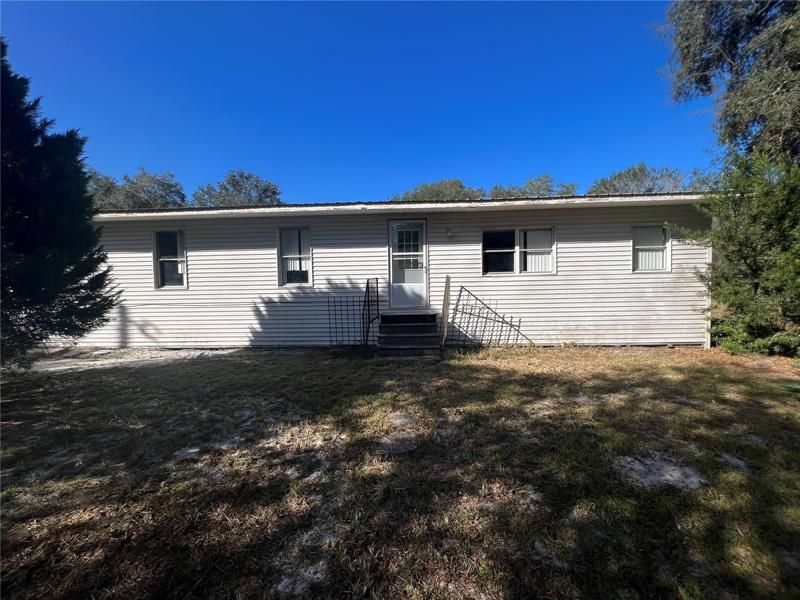 Recently Sold: $79,900 (3 beds, 2 baths, 1344 Square Feet)