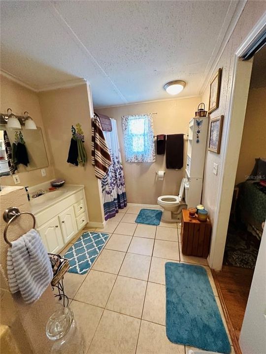 Recently Sold: $67,900 (3 beds, 2 baths, 1064 Square Feet)