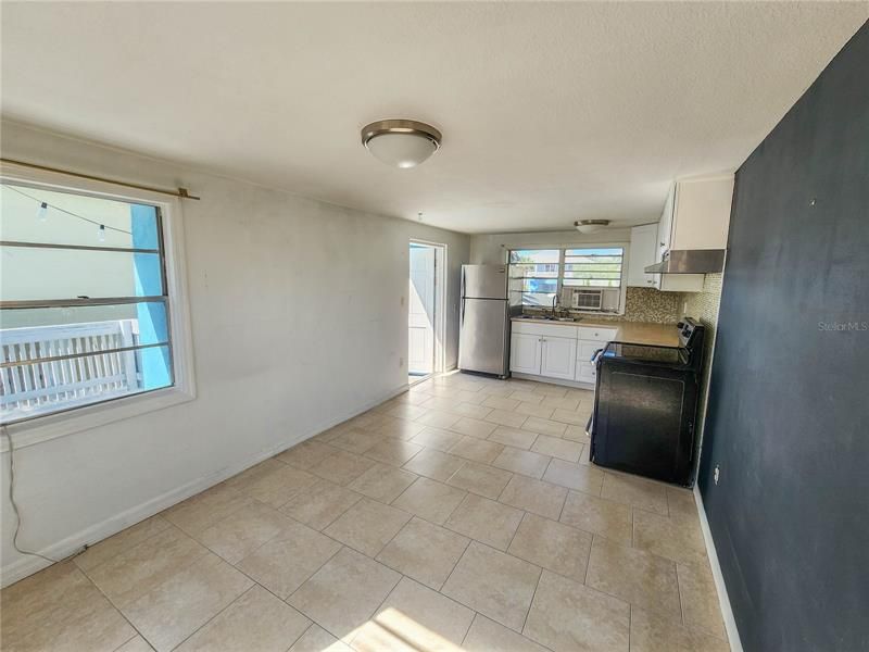 Recently Sold: $418,000 (3 beds, 0 baths, 1474 Square Feet)