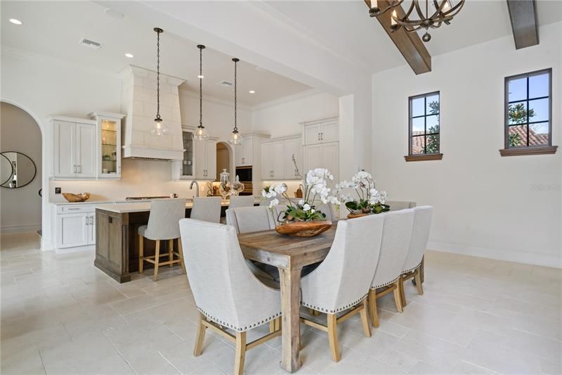 Recently Sold: $3,950,000 (4 beds, 4 baths, 3642 Square Feet)