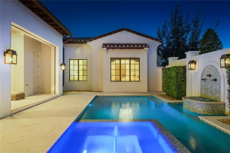 Recently Sold: $3,950,000 (4 beds, 4 baths, 3642 Square Feet)