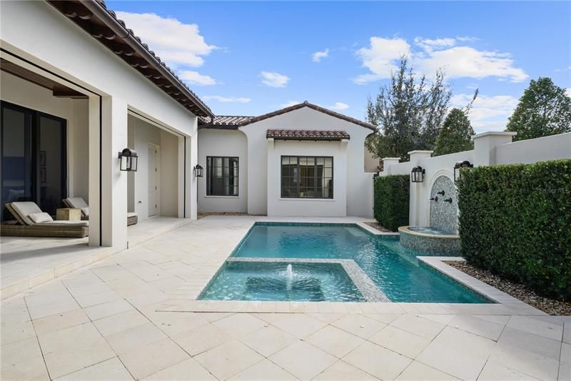 Recently Sold: $3,950,000 (4 beds, 4 baths, 3642 Square Feet)