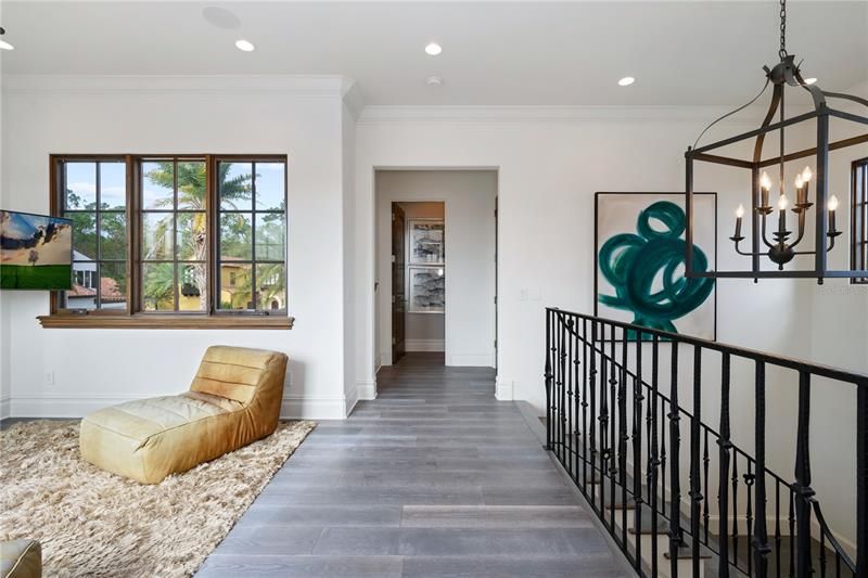 Recently Sold: $3,950,000 (4 beds, 4 baths, 3642 Square Feet)