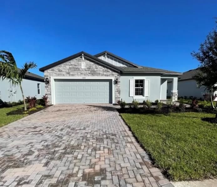 Recently Sold: $424,475 (4 beds, 3 baths, 2112 Square Feet)