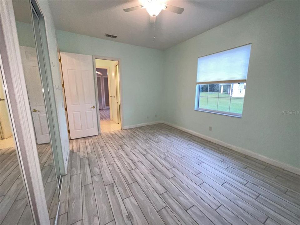 Vendido Recientemente: $549,900 (4 camas, 3 baños, 3897 Pies cuadrados)