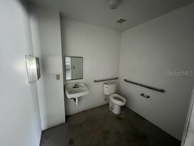 ADA handicap accessible1/2 bathroom