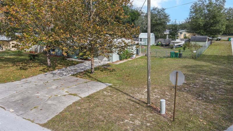 Single Car Driveway w/ Additional Parking Pad