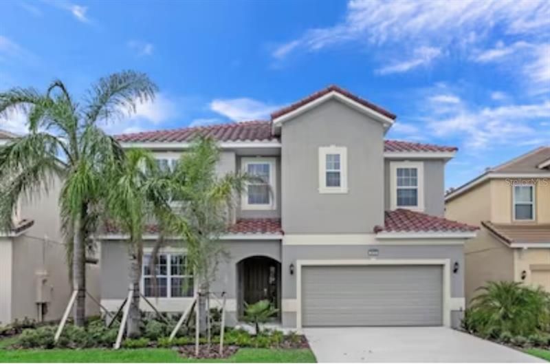 Recently Sold: $1,009,000 (6 beds, 6 baths, 4100 Square Feet)