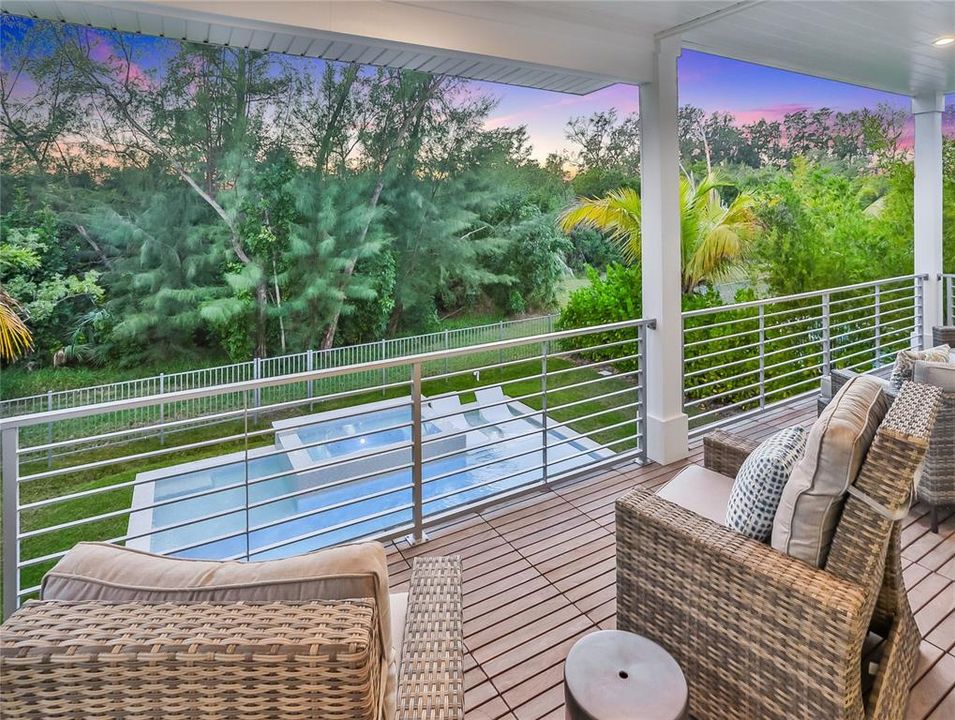 出租: $30,000 (3 贝兹, 3 浴室, 2230 平方英尺)