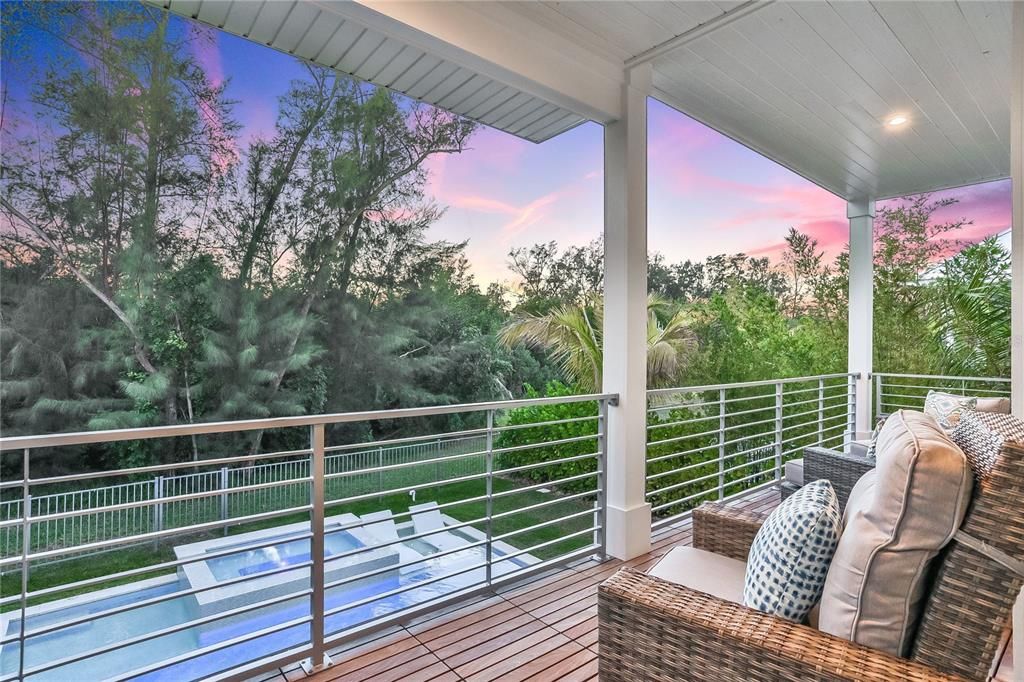 出租: $30,000 (3 贝兹, 3 浴室, 2230 平方英尺)