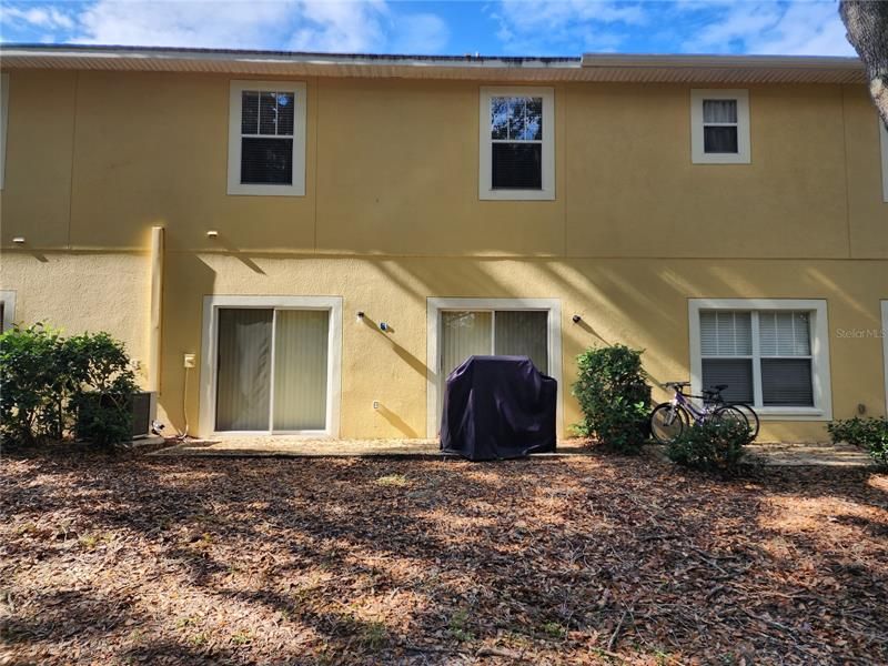 Recently Sold: $290,000 (3 beds, 2 baths, 1665 Square Feet)
