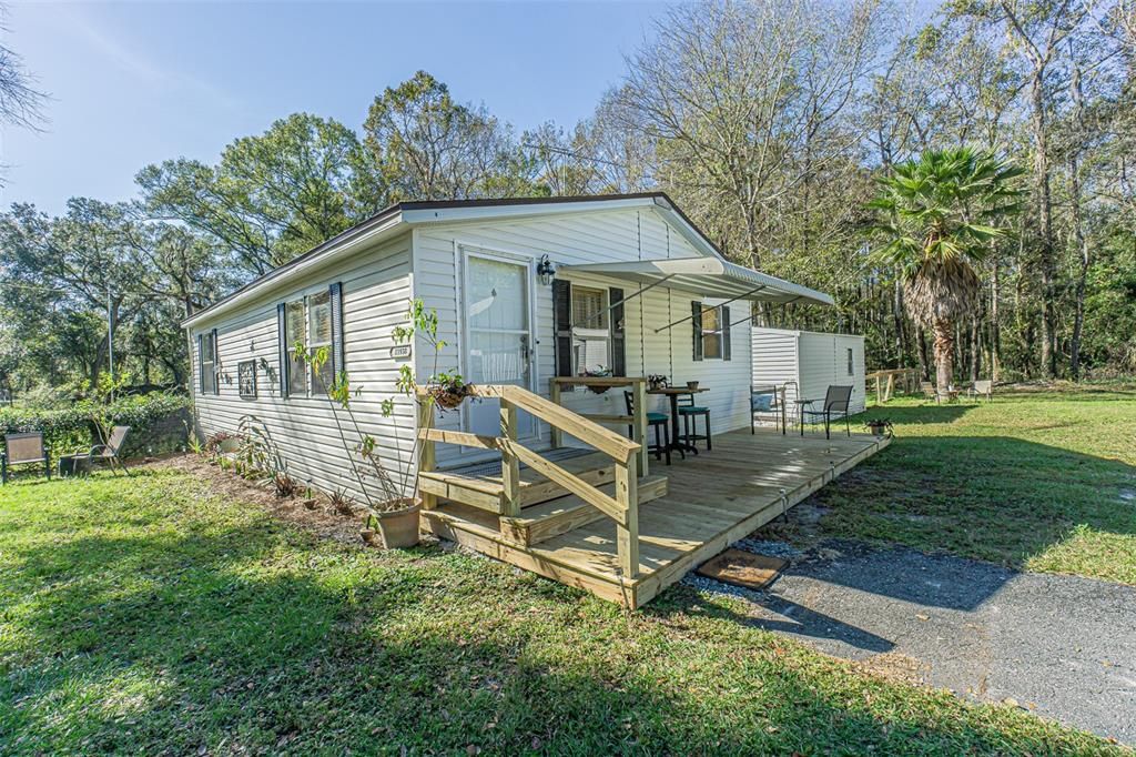 Recently Sold: $180,000 (2 beds, 1 baths, 1012 Square Feet)