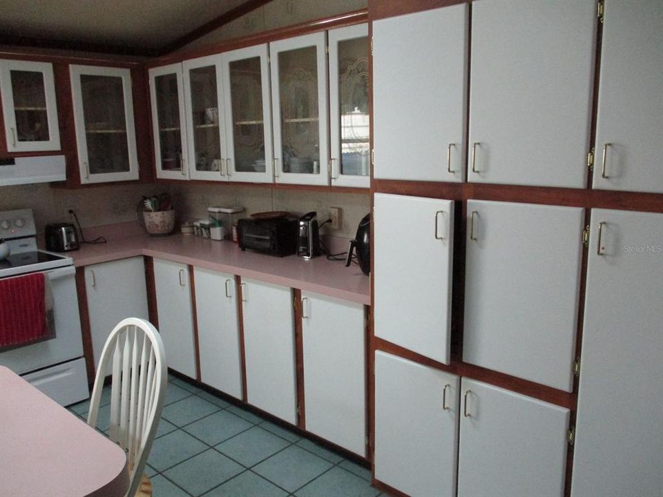 Vendido Recientemente: $250,000 (3 camas, 2 baños, 1664 Pies cuadrados)