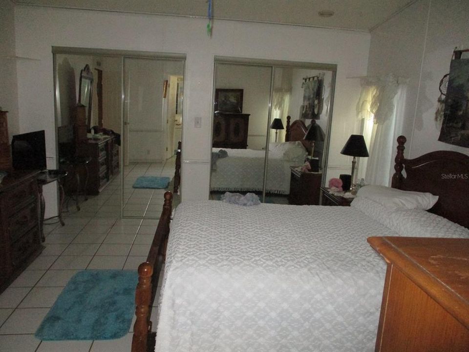 Vendido Recientemente: $250,000 (3 camas, 2 baños, 1664 Pies cuadrados)