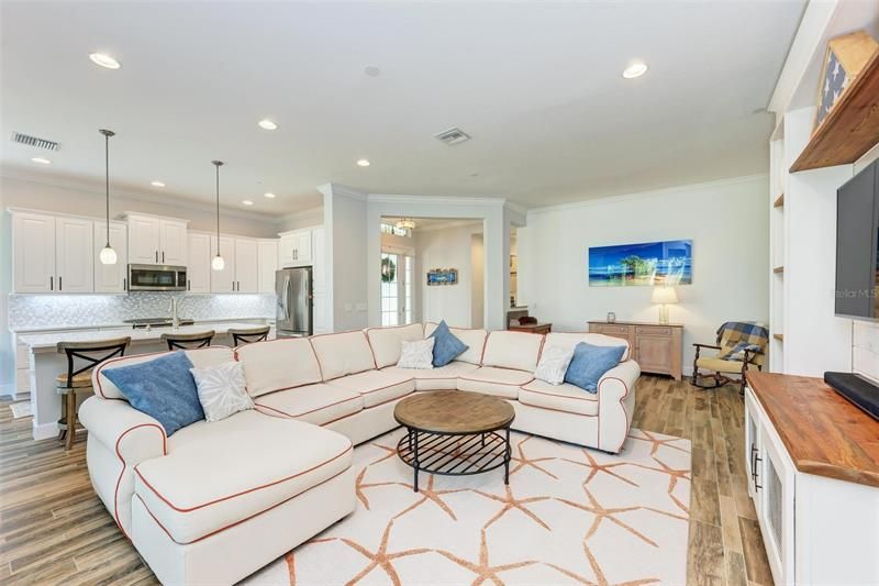 Recently Sold: $985,000 (3 beds, 3 baths, 2214 Square Feet)