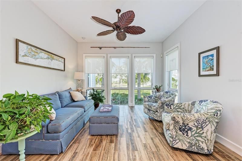 Recently Sold: $985,000 (3 beds, 3 baths, 2214 Square Feet)