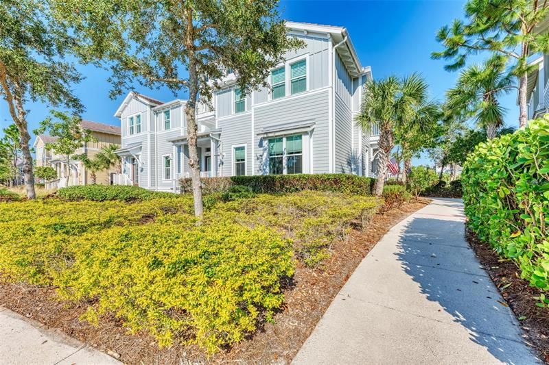 Recently Sold: $985,000 (3 beds, 3 baths, 2214 Square Feet)