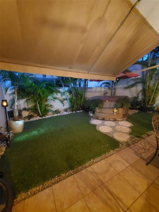 Vendido Recientemente: $360,000 (4 camas, 5 baños, 0 Pies cuadrados)