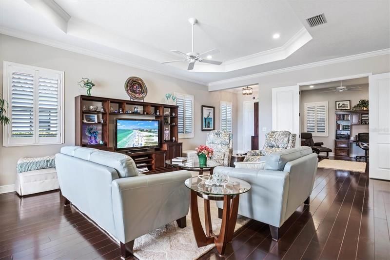 Recently Sold: $1,035,000 (3 beds, 2 baths, 2288 Square Feet)