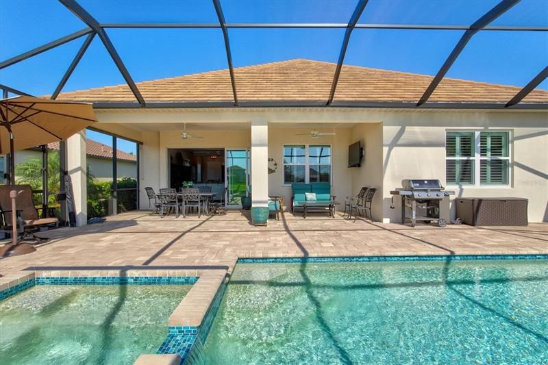 Recently Sold: $1,035,000 (3 beds, 2 baths, 2288 Square Feet)