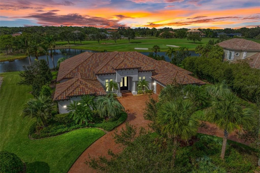 Recently Sold: $2,595,000 (4 beds, 4 baths, 4075 Square Feet)