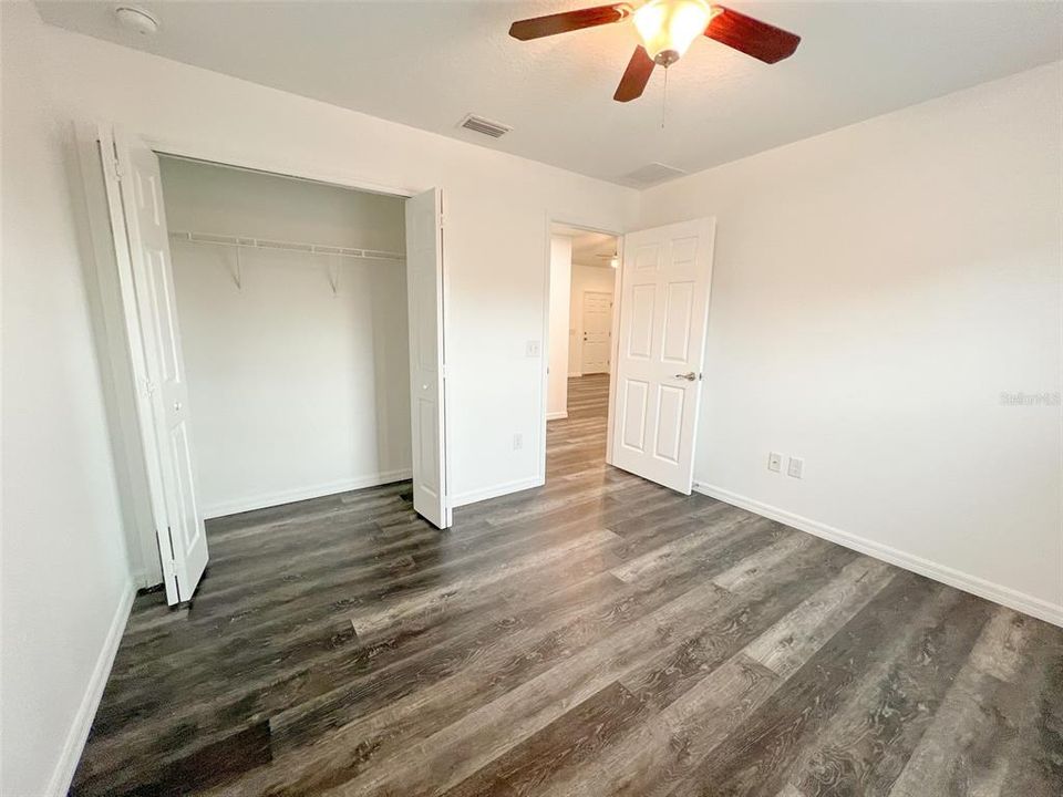 Recently Rented: $1,600 (3 beds, 2 baths, 1305 Square Feet)