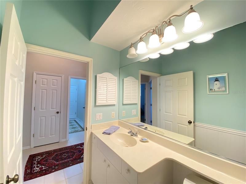 Недавно арендовано: $4,800 (4 спален, 3 ванн, 2425 Квадратных фут)