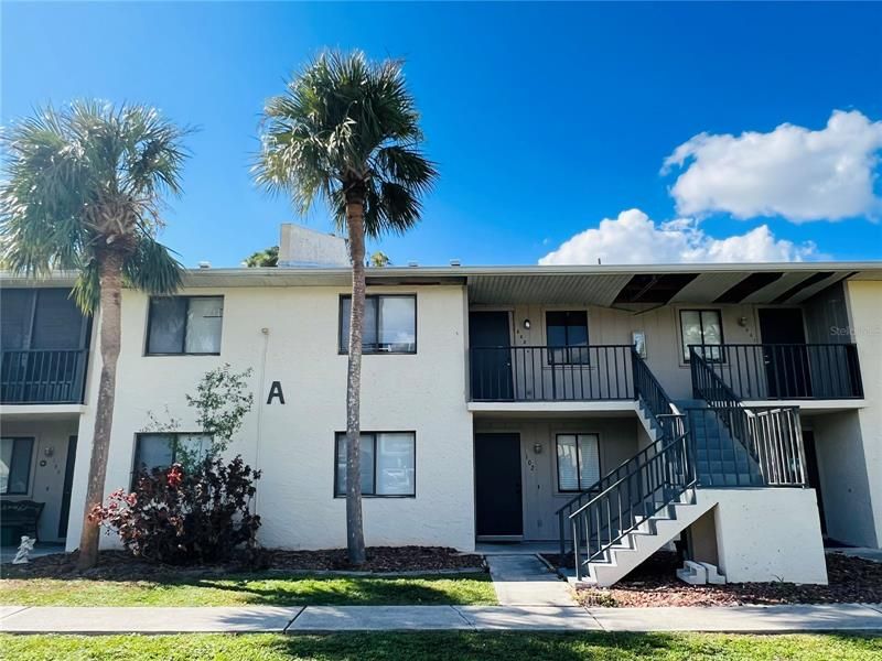 Recently Sold: $125,000 (2 beds, 2 baths, 840 Square Feet)