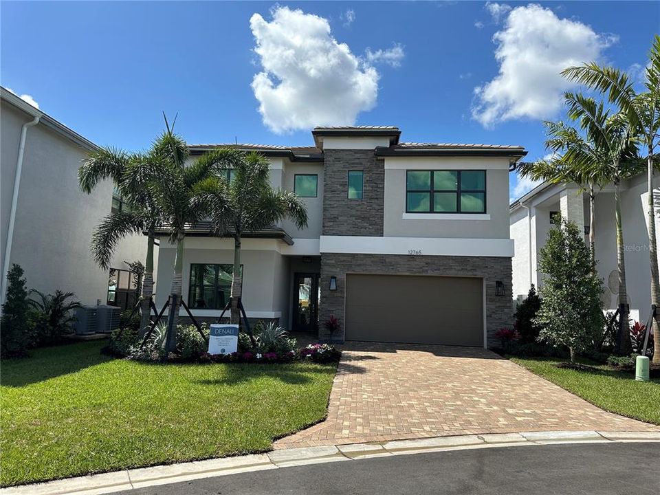 Recently Sold: $783,900 (4 beds, 4 baths, 2909 Square Feet)