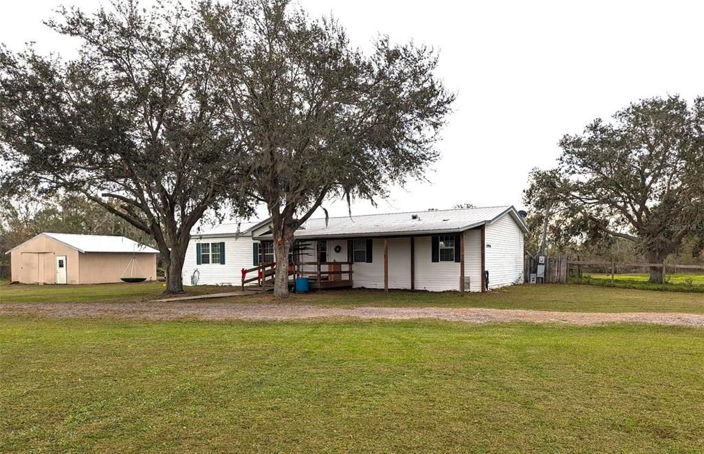 Recently Sold: $399,000 (3 beds, 2 baths, 1782 Square Feet)