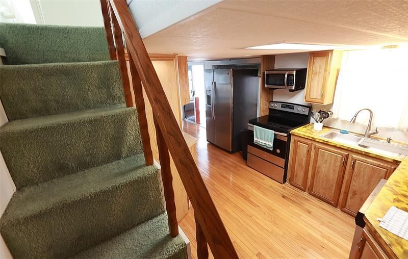 Recently Sold: $135,000 (1 beds, 1 baths, 635 Square Feet)